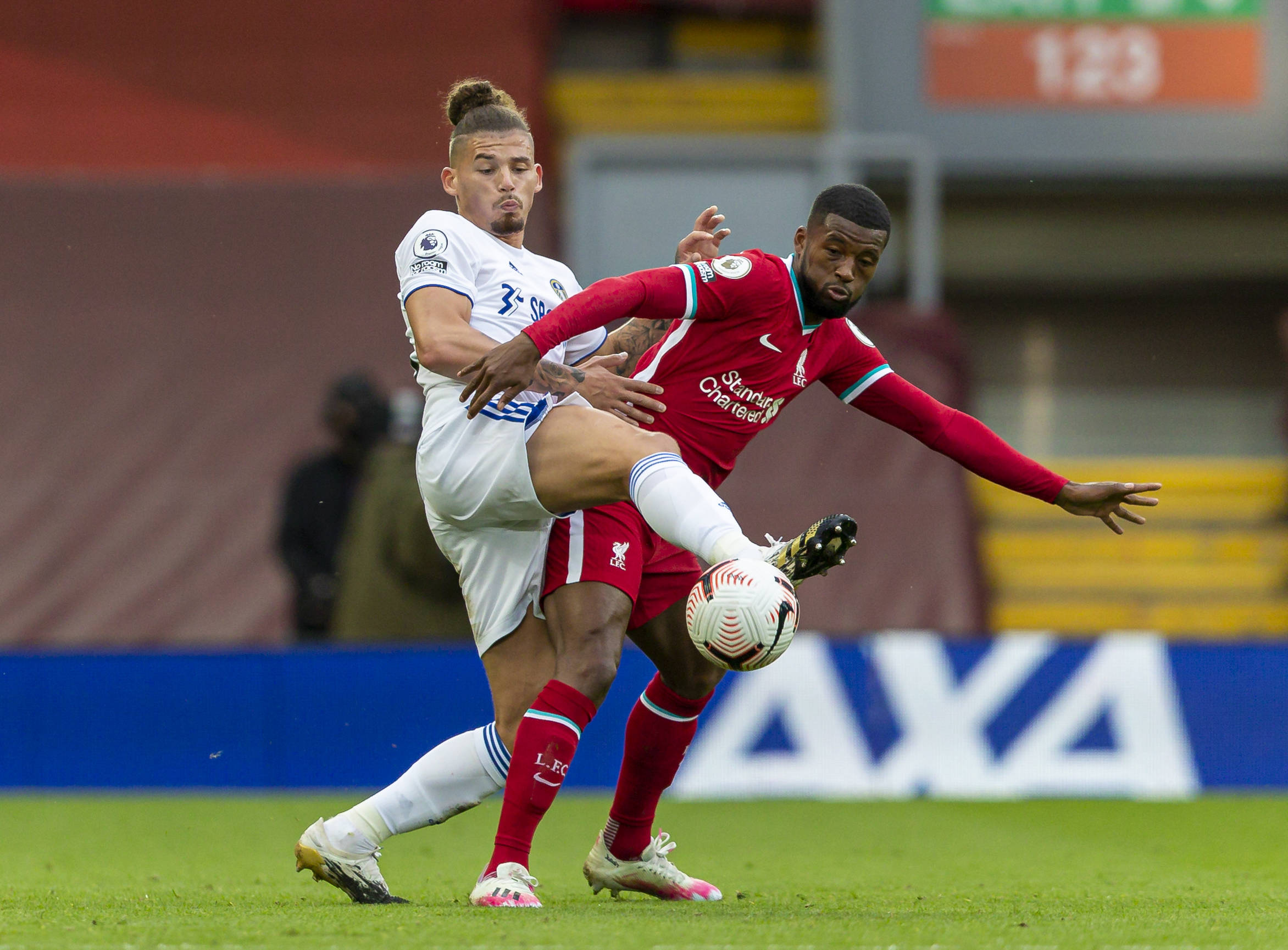 手的奋力竞 手的奋力竞